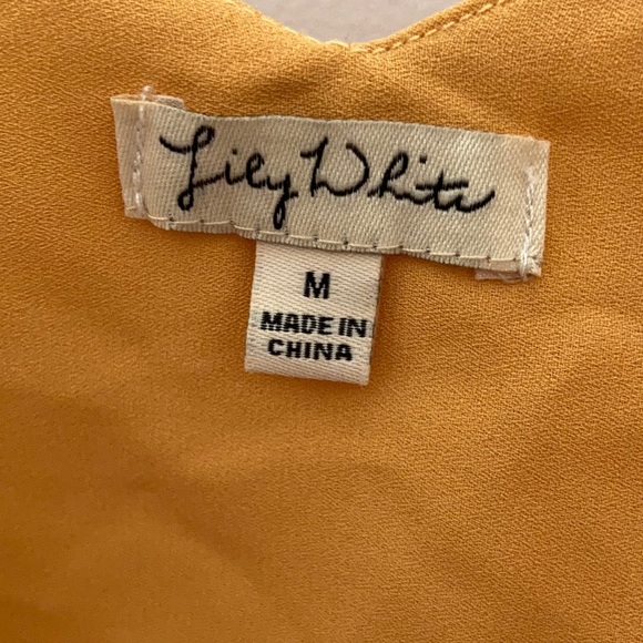 Lily White Gold Tank Top- Medium - Picture 2 of 3